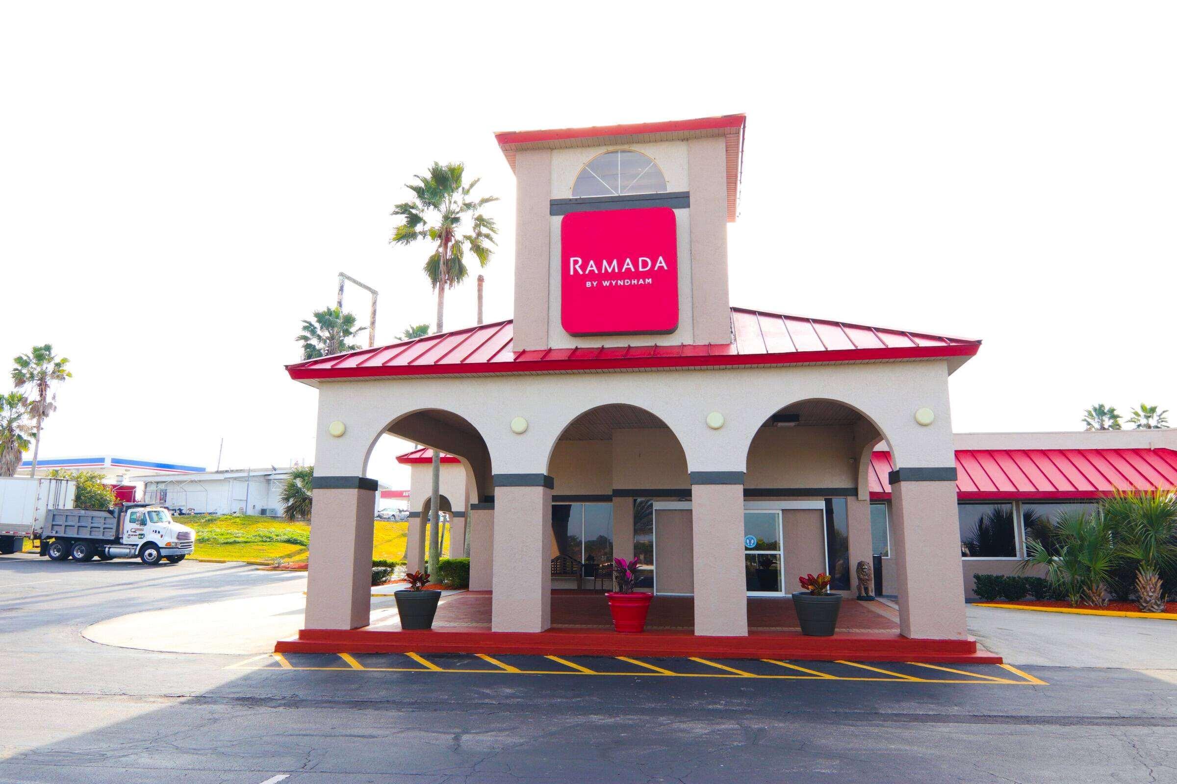 Ramada By Wyndham Davenport Orlando South Hotel Exterior foto