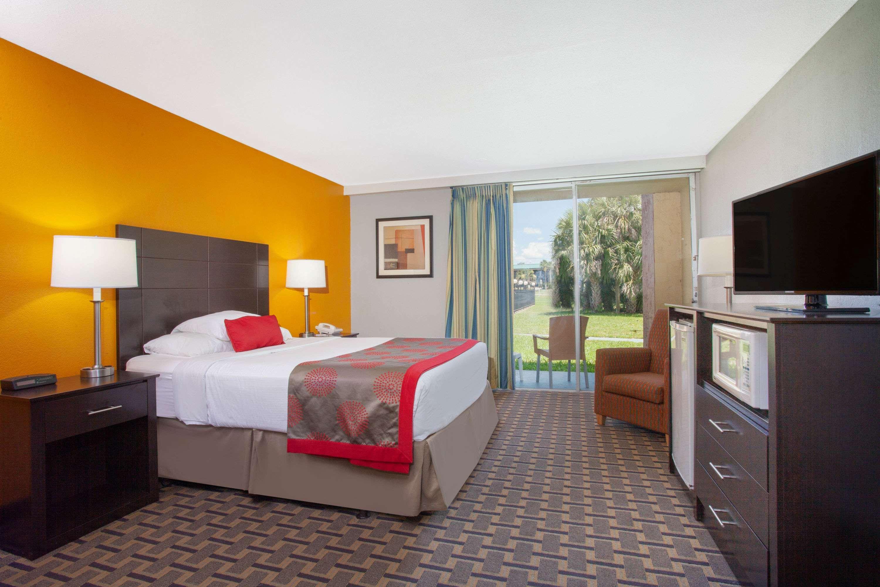 Ramada By Wyndham Davenport Orlando South Hotel Exterior foto