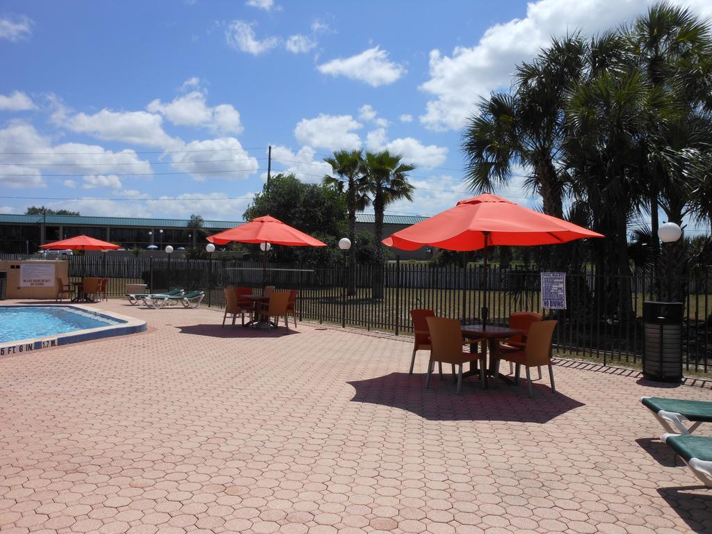 Ramada By Wyndham Davenport Orlando South Hotel Exterior foto
